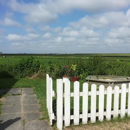 Apartment Mit Terrasse, Nur 1 Km Bis Zum